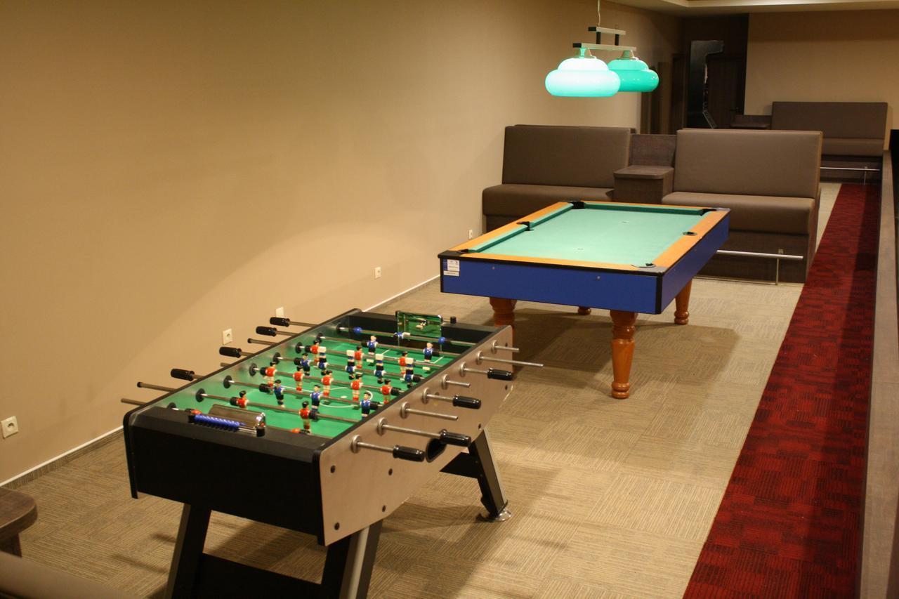 Hotel Aqua Sport*** à Púchov Extérieur photo