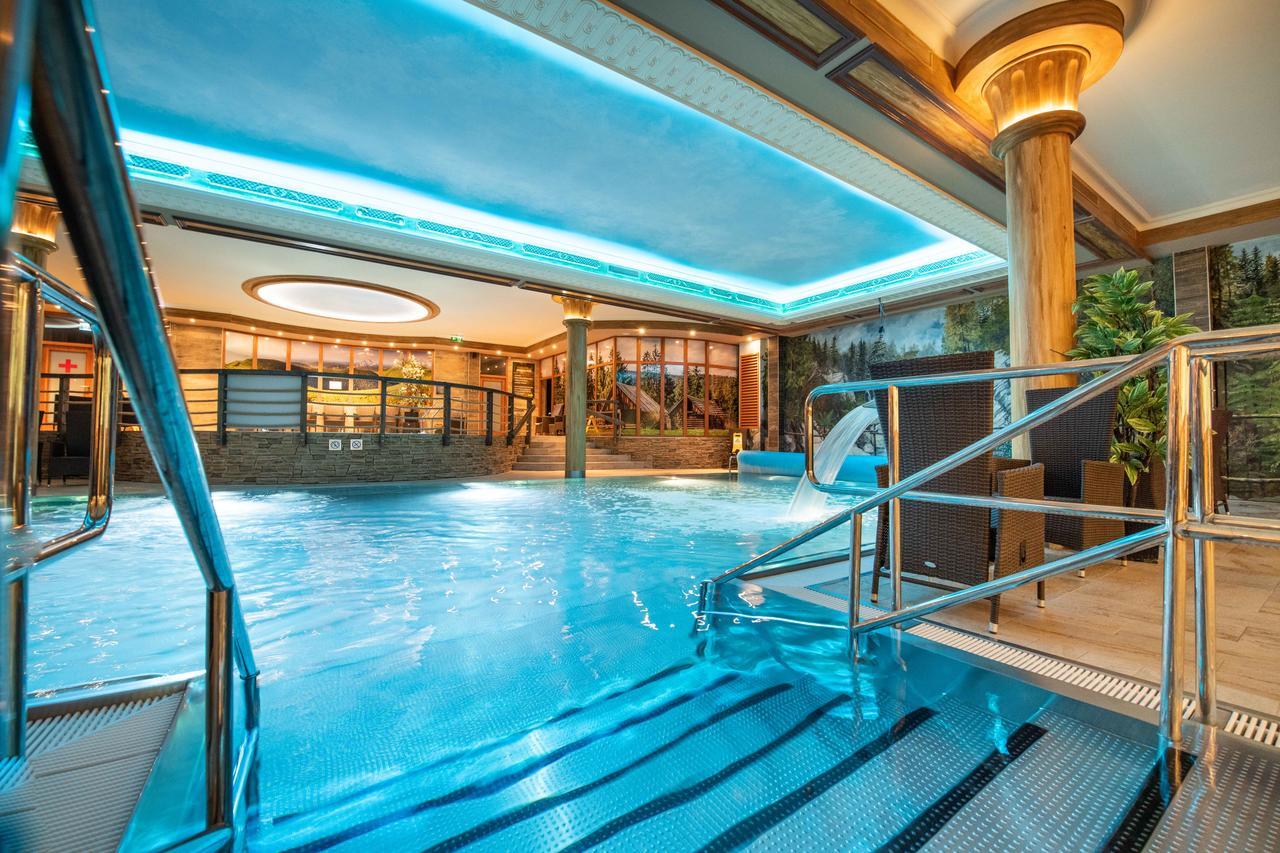 Hotel Aqua Sport*** à Púchov Extérieur photo